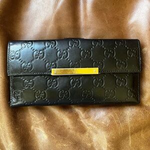 Gucci Black Embossed Wallet
